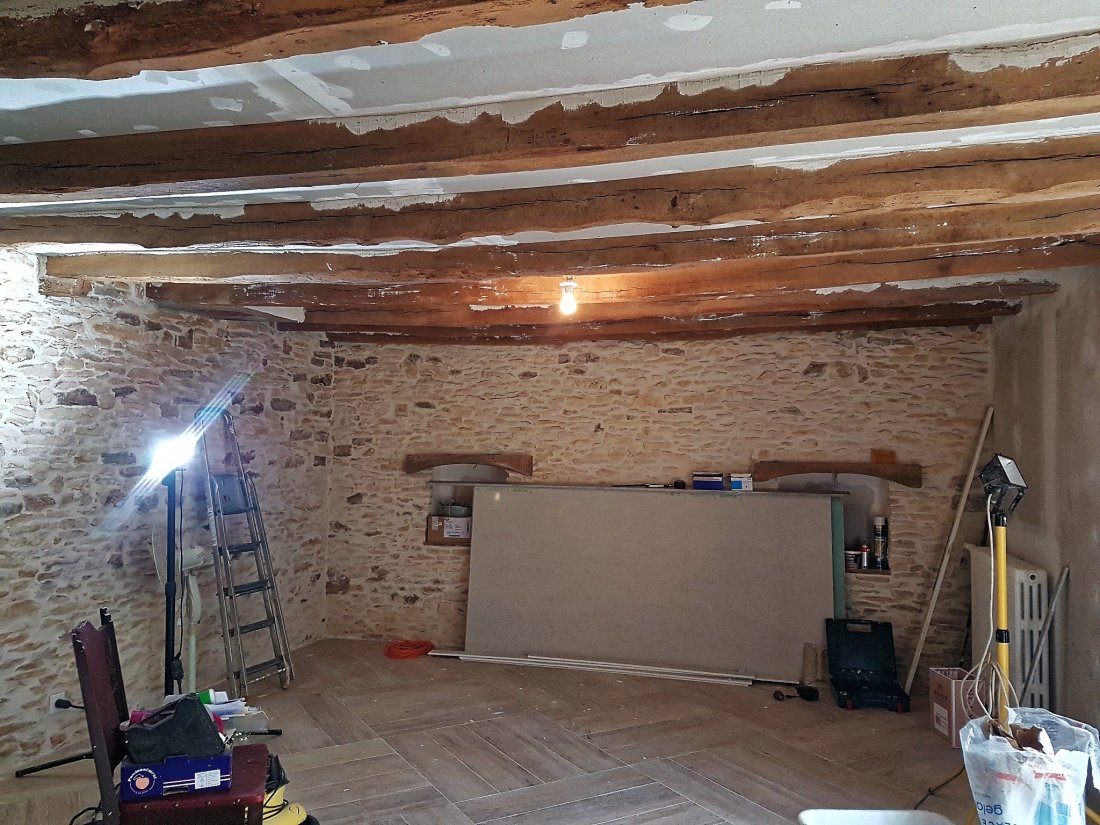 Rénovation intérieur plafond entre poutres